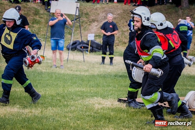 Zdjęcie w galerii na portalu naszraciborz.pl: Gminne zawody sportowo-pożarnicze w Jankowicach. OSP Turze zgarnęła wszystko wiadomości z regionu