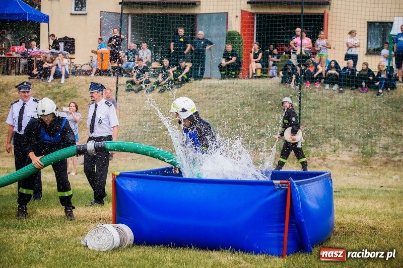 Zdjęcie w galerii na portalu naszraciborz.pl: Gminne zawody sportowo-pożarnicze w Jankowicach. OSP Turze zgarnęła wszystko wiadomości z regionu