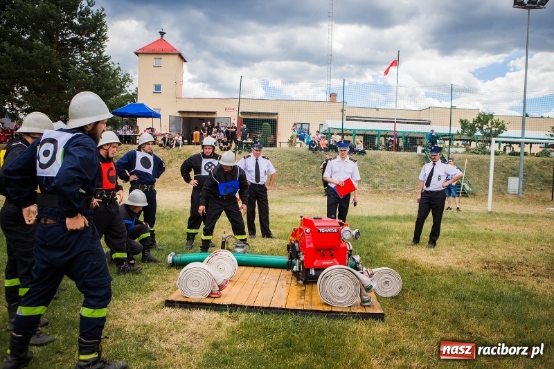 Zdjęcie w galerii na portalu naszraciborz.pl: Gminne zawody sportowo-pożarnicze w Jankowicach. OSP Turze zgarnęła wszystko wiadomości z regionu