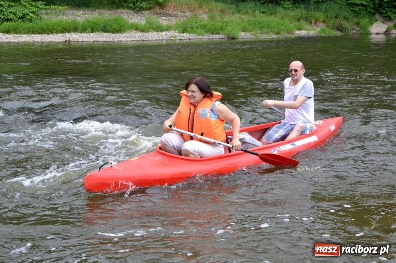 Zdjęcie w galerii na portalu naszraciborz.pl: Odra przyciąga coraz więcej turystów. Krzyżanowice i Bogumin otworzyły dziś nowy sezon na meandrach  wiadomości z regionu