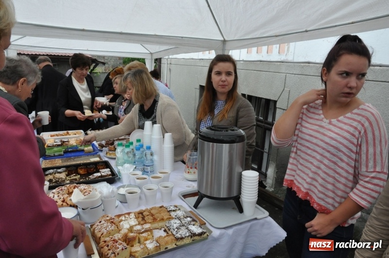 Zdjęcie w galerii na portalu naszraciborz.pl: Parafia w Brzeziu świętuje dziś 100-lecie obecności Sióstr Maryi Niepokalanej wiadomości z regionu