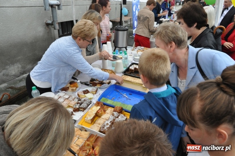 Zdjęcie w galerii na portalu naszraciborz.pl: Parafia w Brzeziu świętuje dziś 100-lecie obecności Sióstr Maryi Niepokalanej wiadomości z regionu