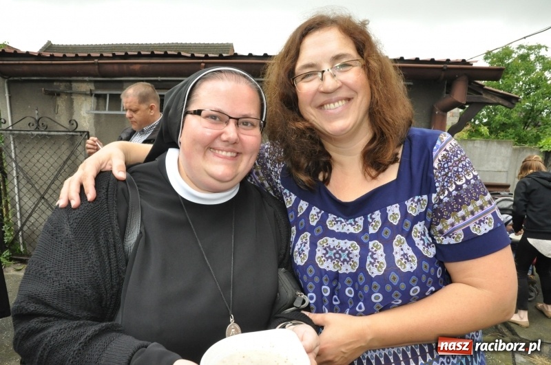 Zdjęcie w galerii na portalu naszraciborz.pl: Parafia w Brzeziu świętuje dziś 100-lecie obecności Sióstr Maryi Niepokalanej wiadomości z regionu