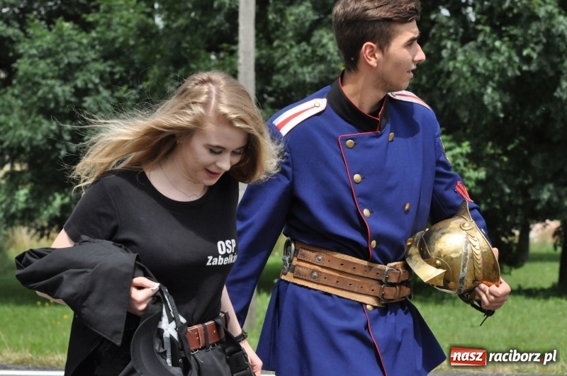 Zdjęcie w galerii na portalu naszraciborz.pl: Parada sikawek konnych w Bieńkowicach wiadomości z regionu