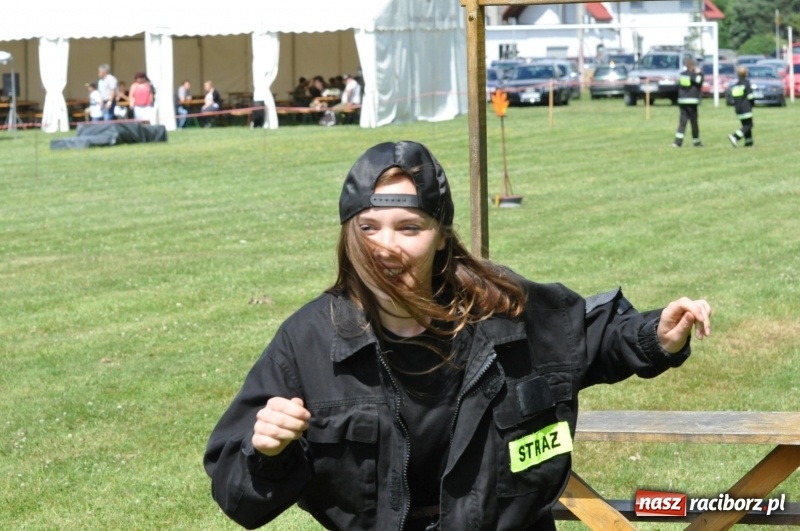 Zdjęcie w galerii na portalu naszraciborz.pl: Parada sikawek konnych w Bieńkowicach wiadomości z regionu