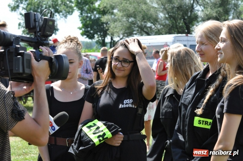 Zdjęcie w galerii na portalu naszraciborz.pl: Parada sikawek konnych w Bieńkowicach wiadomości z regionu