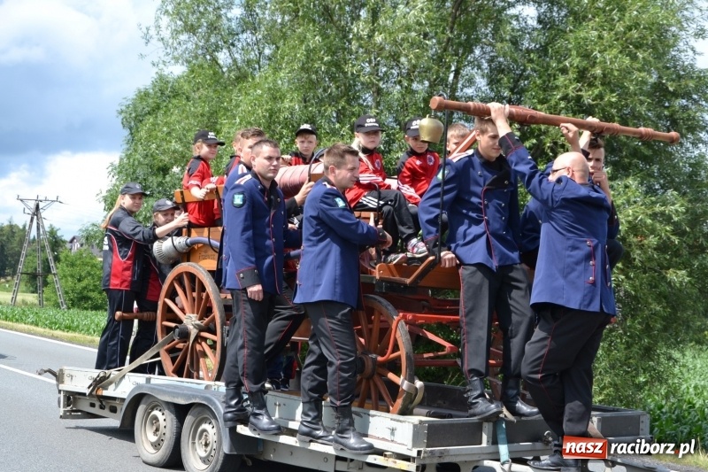 Zdjęcie w galerii na portalu naszraciborz.pl: Strażacki hat-trick Tworkowa. Pech gospodarzy z Bieńkowic  wiadomości z regionu
