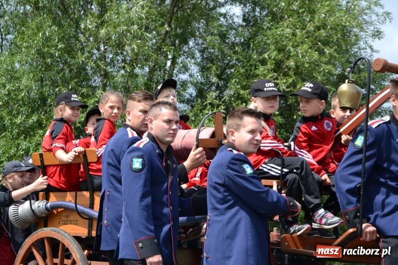 Zdjęcie w galerii na portalu naszraciborz.pl: Strażacki hat-trick Tworkowa. Pech gospodarzy z Bieńkowic  wiadomości z regionu