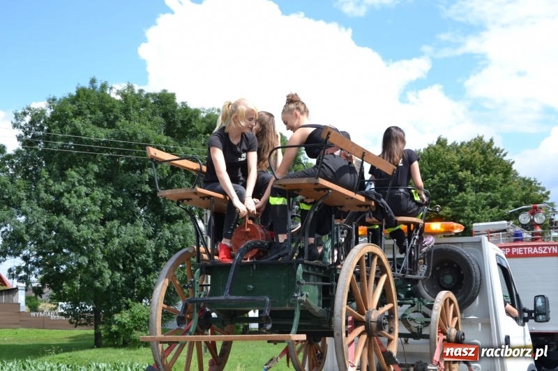 Zdjęcie w galerii na portalu naszraciborz.pl: Strażacki hat-trick Tworkowa. Pech gospodarzy z Bieńkowic  wiadomości z regionu