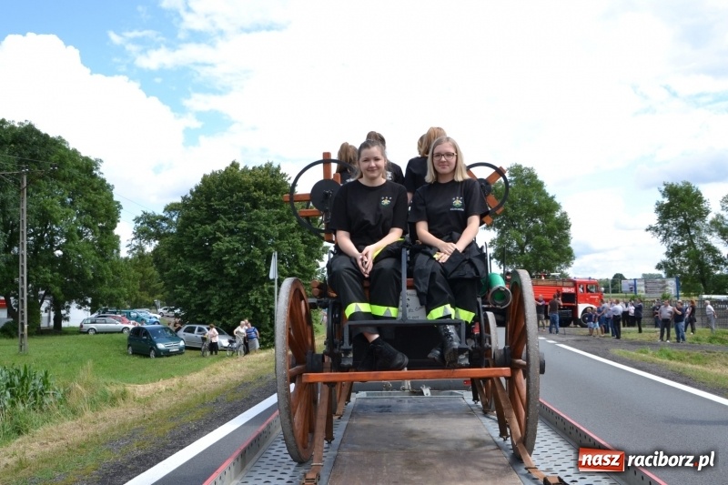 Zdjęcie w galerii na portalu naszraciborz.pl: Strażacki hat-trick Tworkowa. Pech gospodarzy z Bieńkowic  wiadomości z regionu