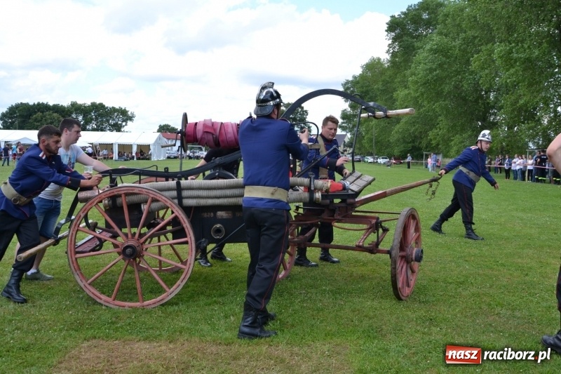Zdjęcie w galerii na portalu naszraciborz.pl: Strażacki hat-trick Tworkowa. Pech gospodarzy z Bieńkowic  wiadomości z regionu