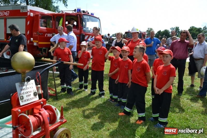Zdjęcie w galerii na portalu naszraciborz.pl: Strażacki hat-trick Tworkowa. Pech gospodarzy z Bieńkowic  wiadomości z regionu