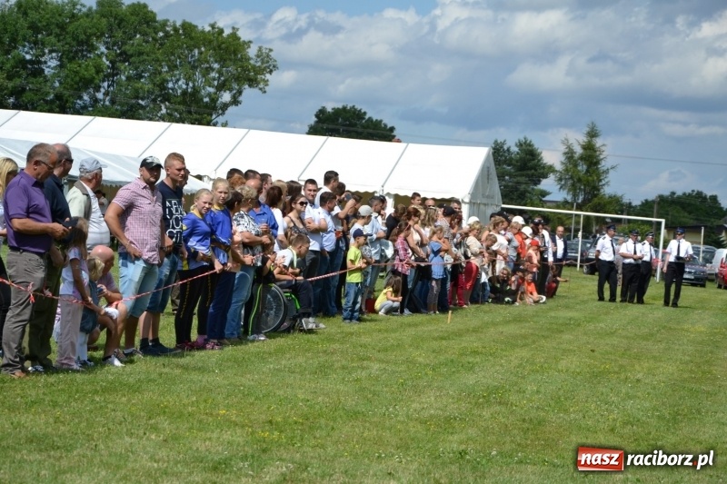 Zdjęcie w galerii na portalu naszraciborz.pl: Strażacki hat-trick Tworkowa. Pech gospodarzy z Bieńkowic  wiadomości z regionu