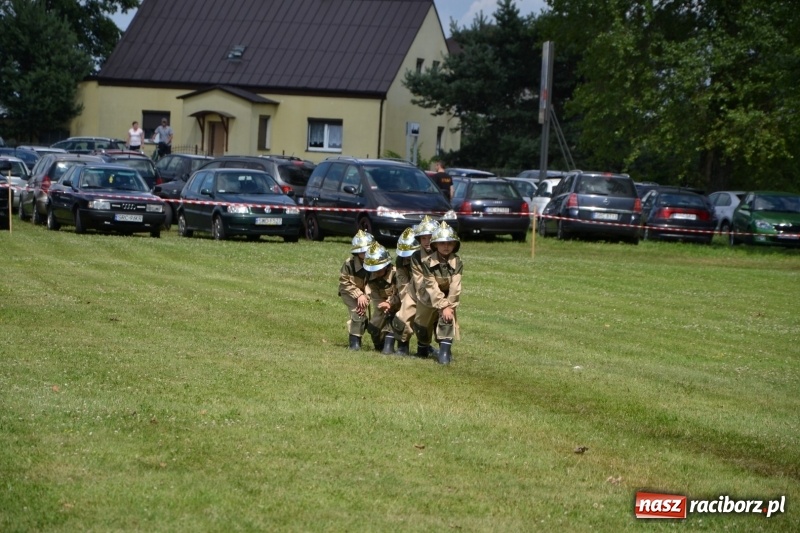 Zdjęcie w galerii na portalu naszraciborz.pl: Strażacki hat-trick Tworkowa. Pech gospodarzy z Bieńkowic  wiadomości z regionu