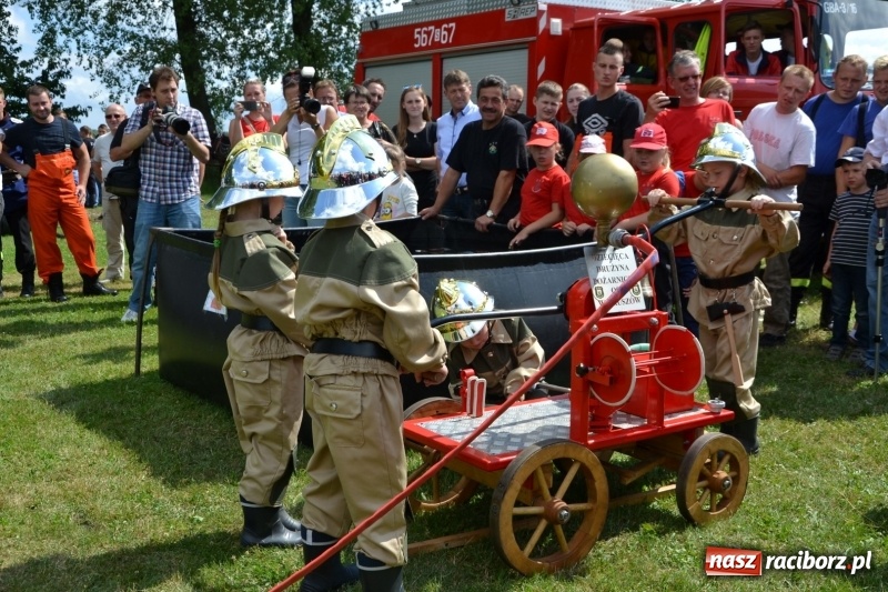 Zdjęcie w galerii na portalu naszraciborz.pl: Strażacki hat-trick Tworkowa. Pech gospodarzy z Bieńkowic  wiadomości z regionu