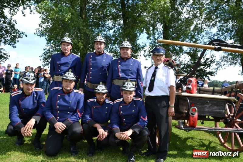 Zdjęcie w galerii na portalu naszraciborz.pl: Strażacki hat-trick Tworkowa. Pech gospodarzy z Bieńkowic  wiadomości z regionu