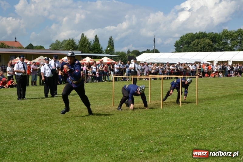 Zdjęcie w galerii na portalu naszraciborz.pl: Strażacki hat-trick Tworkowa. Pech gospodarzy z Bieńkowic  wiadomości z regionu