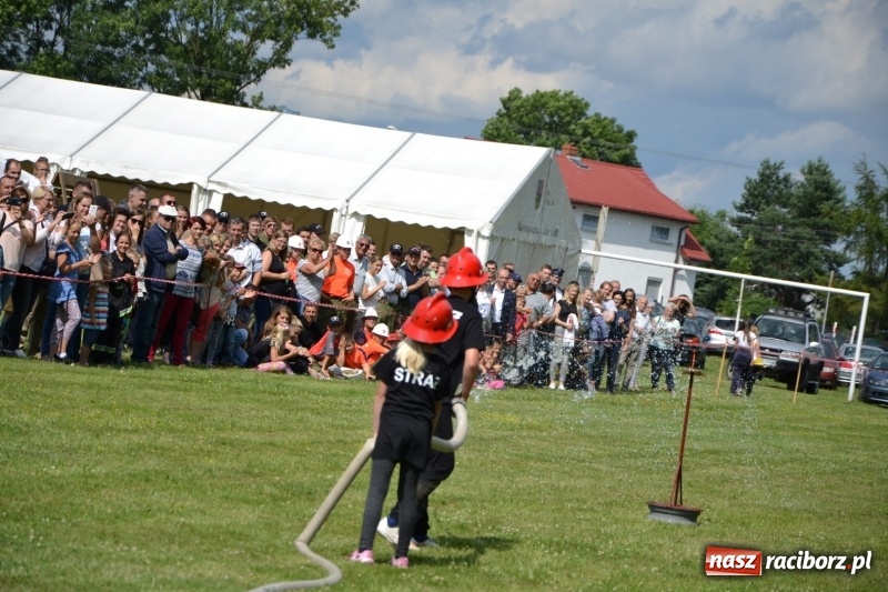 Zdjęcie w galerii na portalu naszraciborz.pl: Strażacki hat-trick Tworkowa. Pech gospodarzy z Bieńkowic  wiadomości z regionu