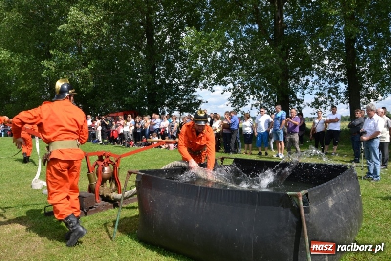 Zdjęcie w galerii na portalu naszraciborz.pl: Strażacki hat-trick Tworkowa. Pech gospodarzy z Bieńkowic  wiadomości z regionu