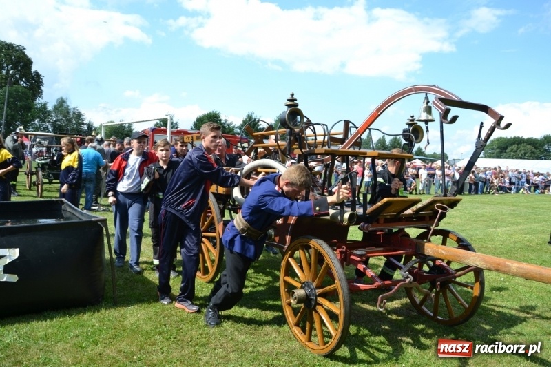 Zdjęcie w galerii na portalu naszraciborz.pl: Strażacki hat-trick Tworkowa. Pech gospodarzy z Bieńkowic  wiadomości z regionu