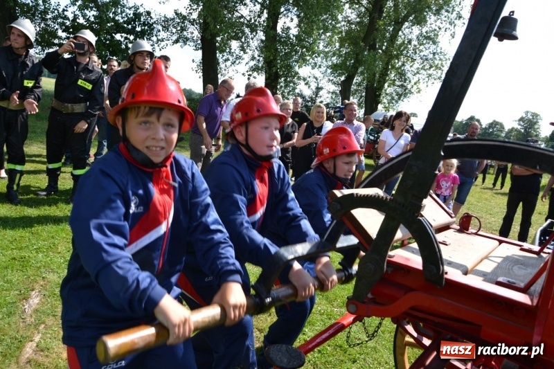 Zdjęcie w galerii na portalu naszraciborz.pl: Strażacki hat-trick Tworkowa. Pech gospodarzy z Bieńkowic  wiadomości z regionu