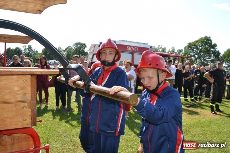 Zdjęcie w galerii na portalu naszraciborz.pl: Strażacki hat-trick Tworkowa. Pech gospodarzy z Bieńkowic  wiadomości z regionu