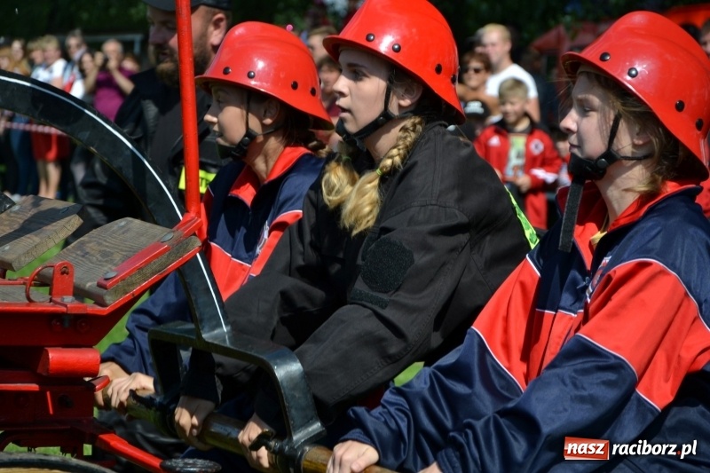Zdjęcie w galerii na portalu naszraciborz.pl: Strażacki hat-trick Tworkowa. Pech gospodarzy z Bieńkowic  wiadomości z regionu