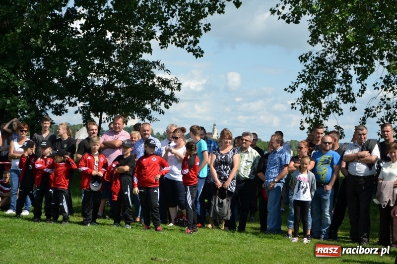 Zdjęcie w galerii na portalu naszraciborz.pl: Strażacki hat-trick Tworkowa. Pech gospodarzy z Bieńkowic  wiadomości z regionu