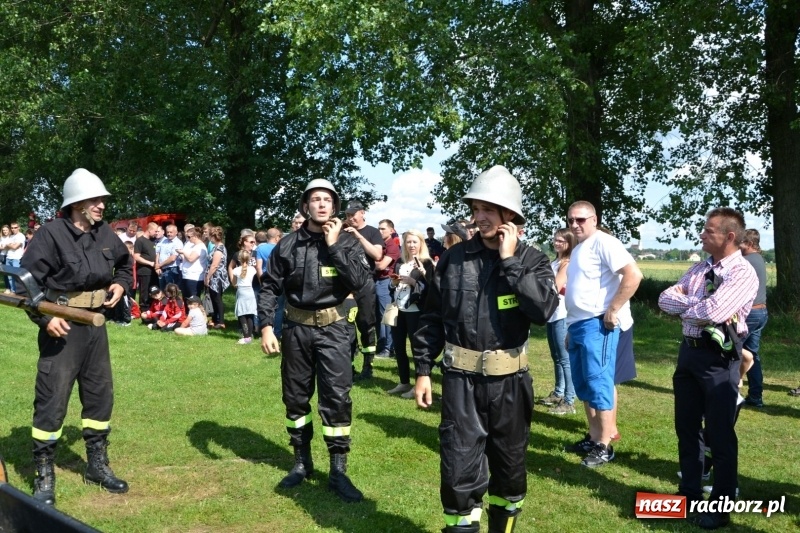 Zdjęcie w galerii na portalu naszraciborz.pl: Strażacki hat-trick Tworkowa. Pech gospodarzy z Bieńkowic  wiadomości z regionu