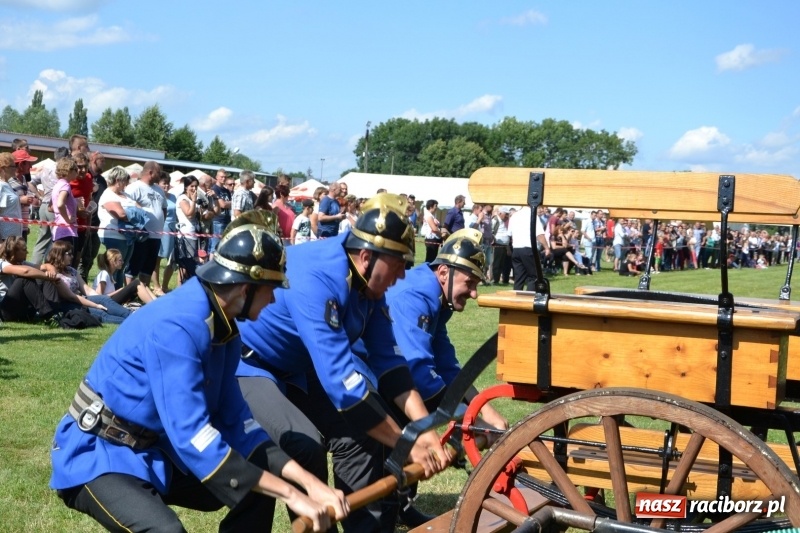 Zdjęcie w galerii na portalu naszraciborz.pl: Strażacki hat-trick Tworkowa. Pech gospodarzy z Bieńkowic  wiadomości z regionu