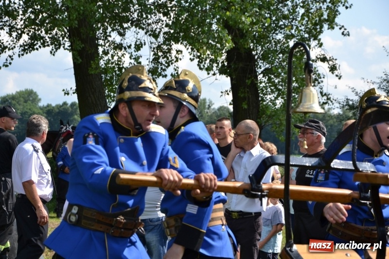 Zdjęcie w galerii na portalu naszraciborz.pl: Strażacki hat-trick Tworkowa. Pech gospodarzy z Bieńkowic  wiadomości z regionu