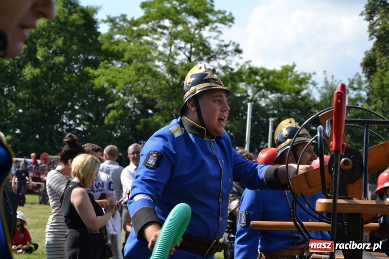 Zdjęcie w galerii na portalu naszraciborz.pl: Strażacki hat-trick Tworkowa. Pech gospodarzy z Bieńkowic  wiadomości z regionu