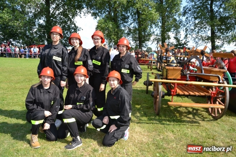 Zdjęcie w galerii na portalu naszraciborz.pl: Strażacki hat-trick Tworkowa. Pech gospodarzy z Bieńkowic  wiadomości z regionu