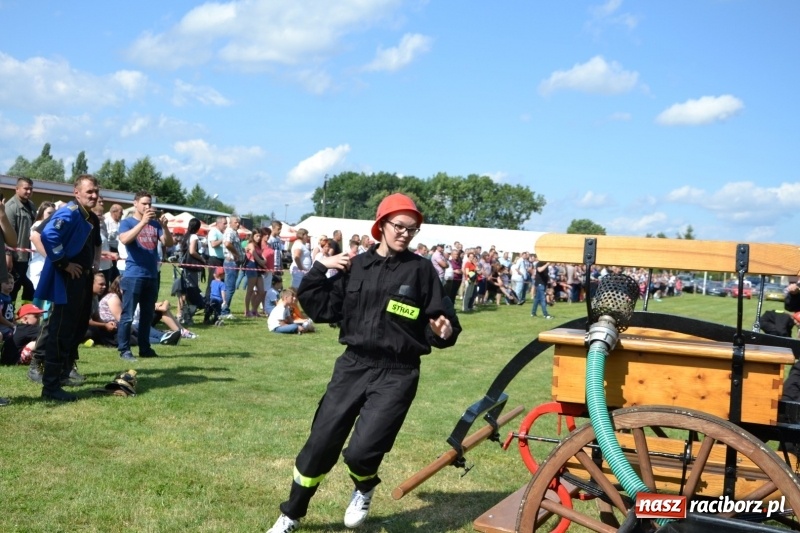 Zdjęcie w galerii na portalu naszraciborz.pl: Strażacki hat-trick Tworkowa. Pech gospodarzy z Bieńkowic  wiadomości z regionu
