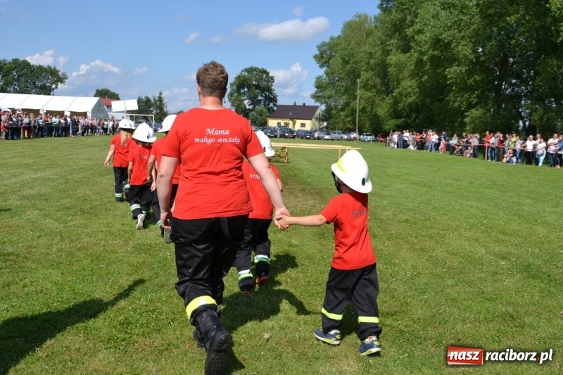 Zdjęcie w galerii na portalu naszraciborz.pl: Strażacki hat-trick Tworkowa. Pech gospodarzy z Bieńkowic  wiadomości z regionu