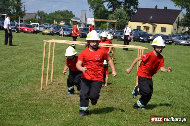 Zdjęcie w galerii na portalu naszraciborz.pl: Strażacki hat-trick Tworkowa. Pech gospodarzy z Bieńkowic  wiadomości z regionu