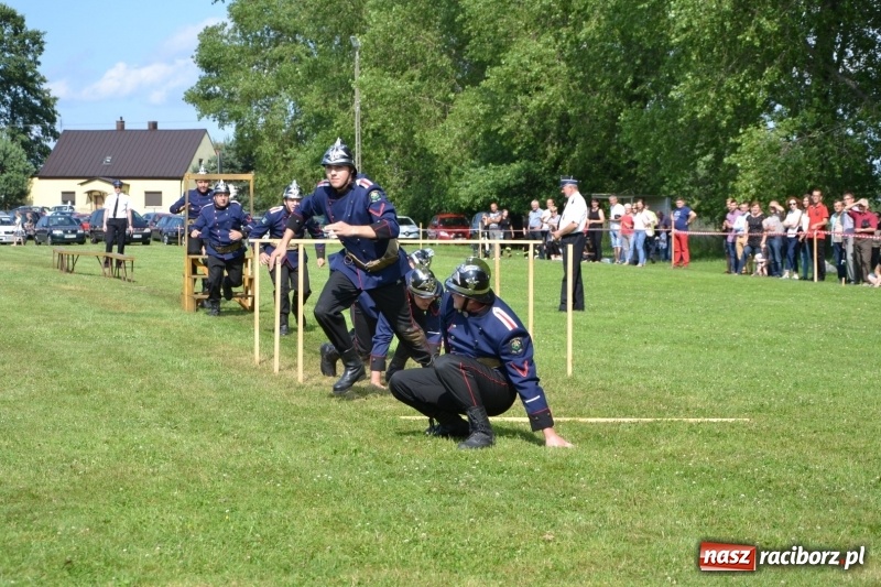 Zdjęcie w galerii na portalu naszraciborz.pl: Strażacki hat-trick Tworkowa. Pech gospodarzy z Bieńkowic  wiadomości z regionu
