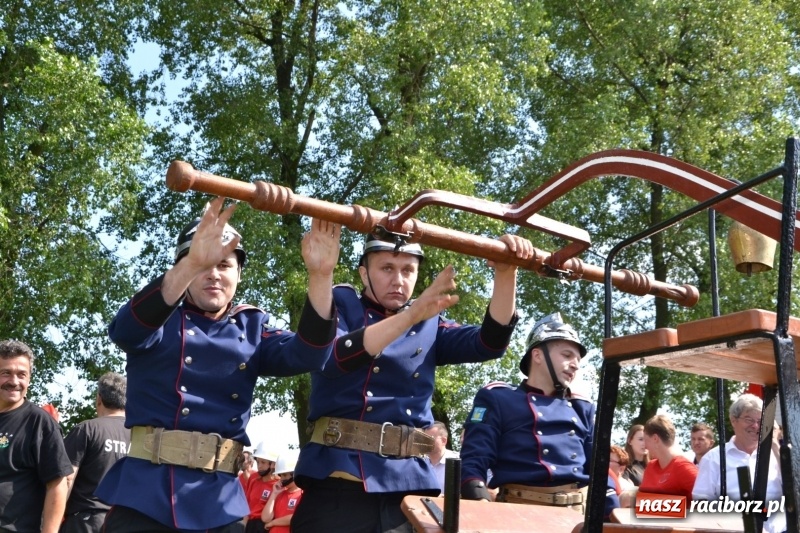 Zdjęcie w galerii na portalu naszraciborz.pl: Strażacki hat-trick Tworkowa. Pech gospodarzy z Bieńkowic  wiadomości z regionu