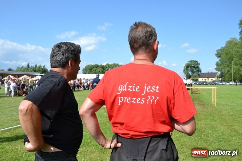 Zdjęcie w galerii na portalu naszraciborz.pl: Strażacki hat-trick Tworkowa. Pech gospodarzy z Bieńkowic  wiadomości z regionu