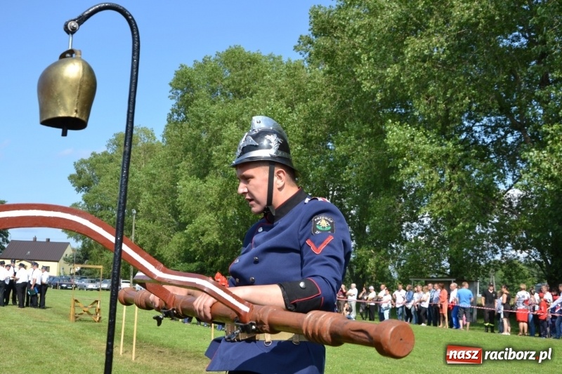 Zdjęcie w galerii na portalu naszraciborz.pl: Strażacki hat-trick Tworkowa. Pech gospodarzy z Bieńkowic  wiadomości z regionu