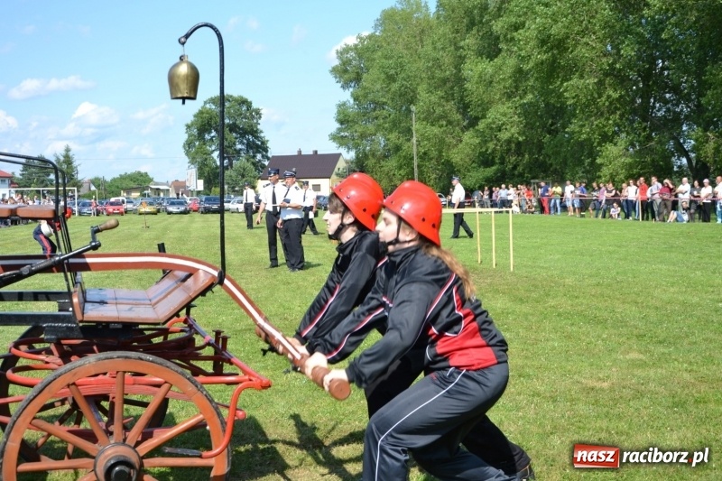 Zdjęcie w galerii na portalu naszraciborz.pl: Strażacki hat-trick Tworkowa. Pech gospodarzy z Bieńkowic  wiadomości z regionu