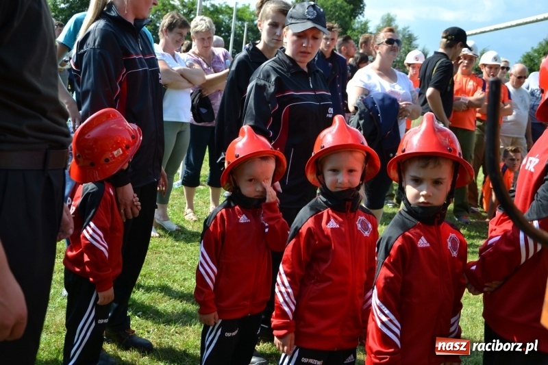 Zdjęcie w galerii na portalu naszraciborz.pl: Strażacki hat-trick Tworkowa. Pech gospodarzy z Bieńkowic  wiadomości z regionu