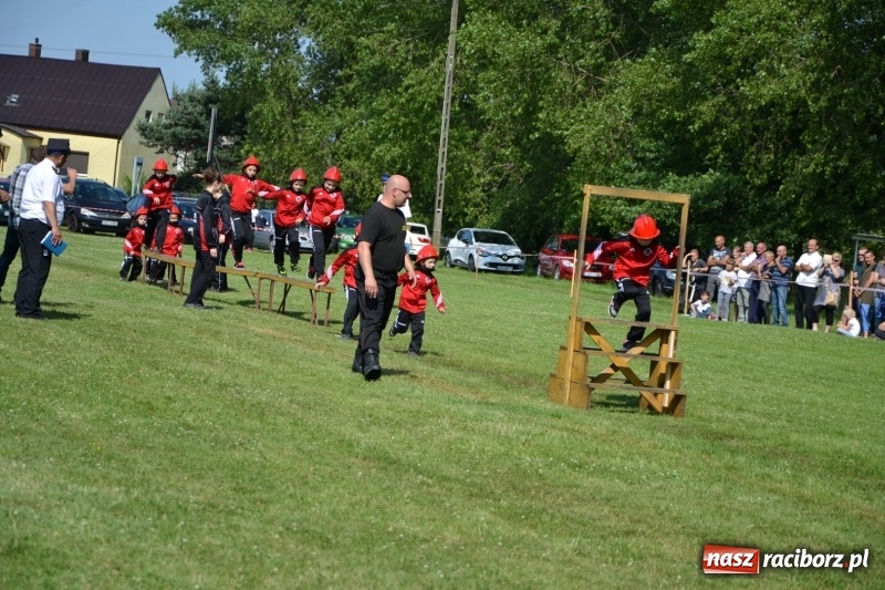 Zdjęcie w galerii na portalu naszraciborz.pl: Strażacki hat-trick Tworkowa. Pech gospodarzy z Bieńkowic  wiadomości z regionu