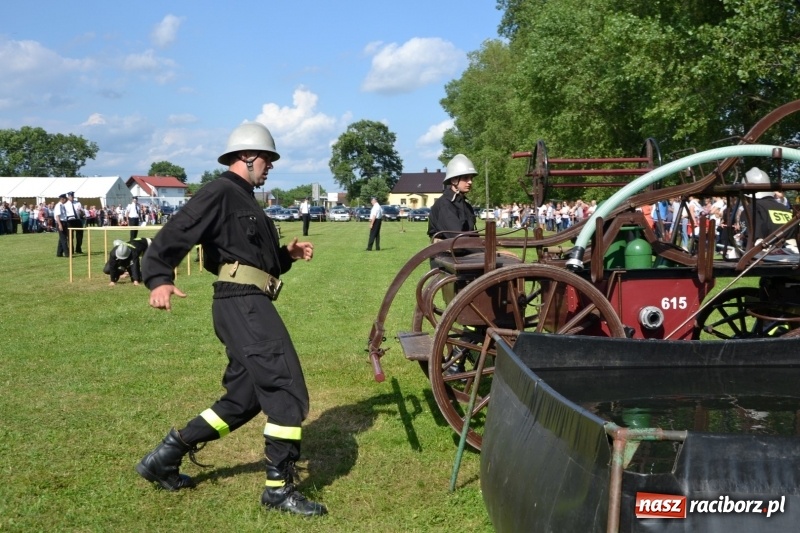 Zdjęcie w galerii na portalu naszraciborz.pl: Strażacki hat-trick Tworkowa. Pech gospodarzy z Bieńkowic  wiadomości z regionu