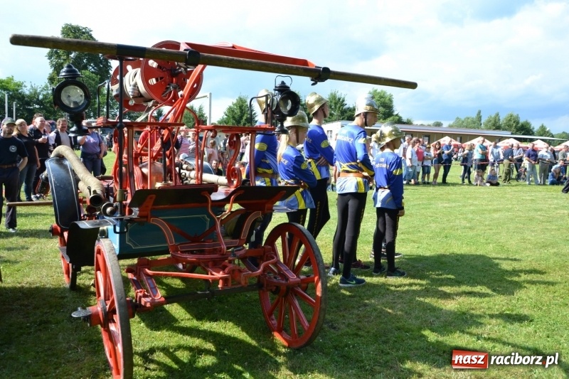 Zdjęcie w galerii na portalu naszraciborz.pl: Strażacki hat-trick Tworkowa. Pech gospodarzy z Bieńkowic  wiadomości z regionu