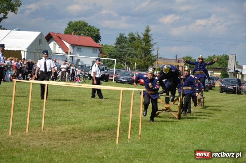 Zdjęcie w galerii na portalu naszraciborz.pl: Strażacki hat-trick Tworkowa. Pech gospodarzy z Bieńkowic  wiadomości z regionu