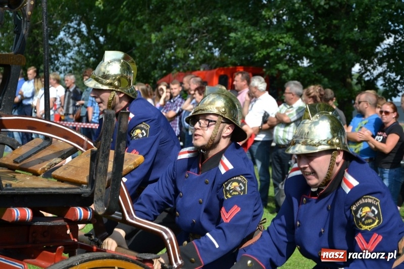 Zdjęcie w galerii na portalu naszraciborz.pl: Strażacki hat-trick Tworkowa. Pech gospodarzy z Bieńkowic  wiadomości z regionu