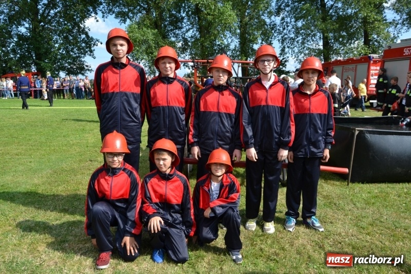 Zdjęcie w galerii na portalu naszraciborz.pl: Strażacki hat-trick Tworkowa. Pech gospodarzy z Bieńkowic  wiadomości z regionu