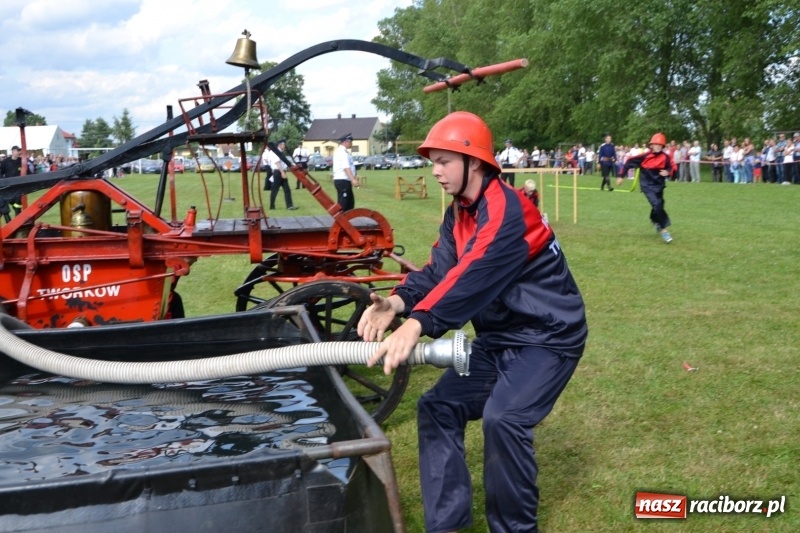 Zdjęcie w galerii na portalu naszraciborz.pl: Strażacki hat-trick Tworkowa. Pech gospodarzy z Bieńkowic  wiadomości z regionu