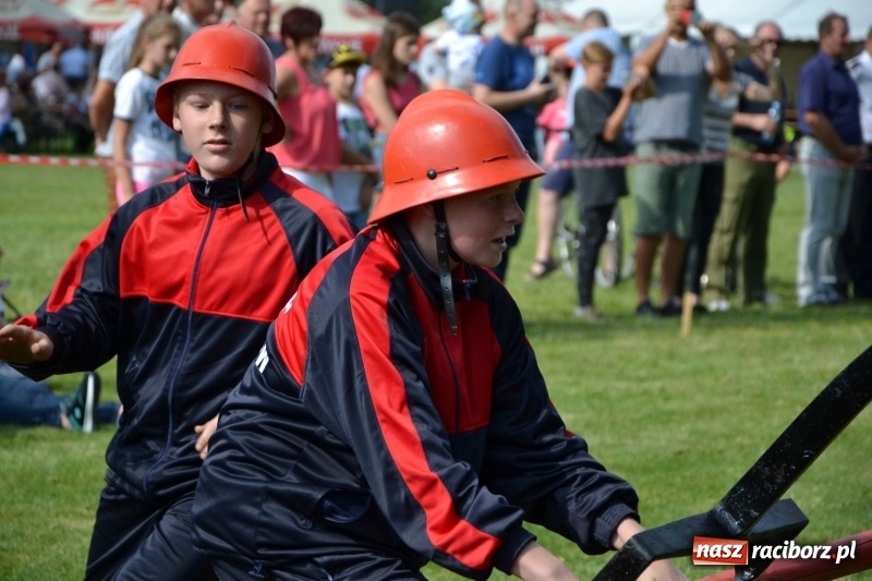 Zdjęcie w galerii na portalu naszraciborz.pl: Strażacki hat-trick Tworkowa. Pech gospodarzy z Bieńkowic  wiadomości z regionu